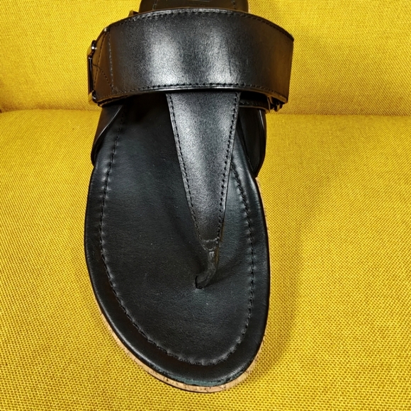 FitFlop Fino Feather Toe Post Black Slides Slipper Thong Sandals Black Women's 8 - Picture 5 of 8